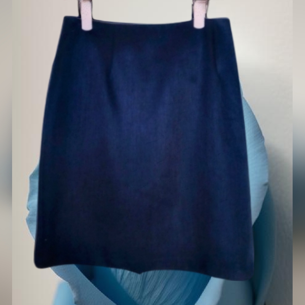 Stringbean black skirt size small